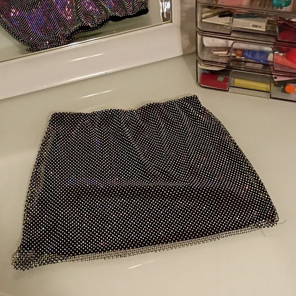 Steve Madden Glittering Fishnet Black Mini Skirt - Picture 9 of 11